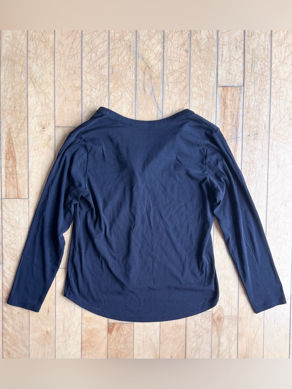 Calvin Klein 95% Cotton Minimalist Black Henley Long Sleeve Top Size Large - Picture 4 of 7